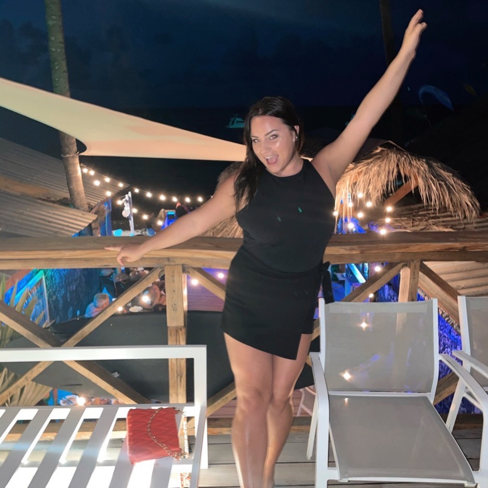 Meet your Posher, Nicole
